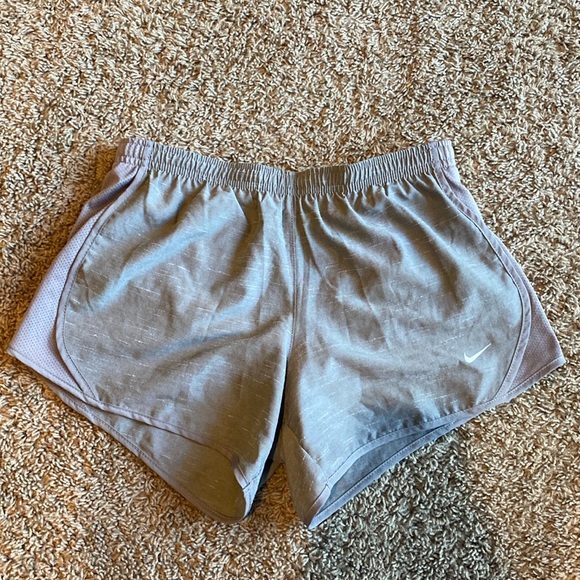 Nike girl size large athletic shorts. Grey color. - Picture 1 of 4
